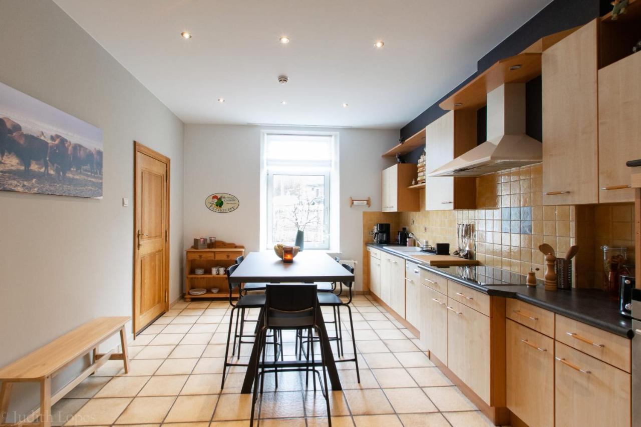 Maison Spacieuse Unifamiliale. Gite La Clochette 巴斯托涅 外观 照片
