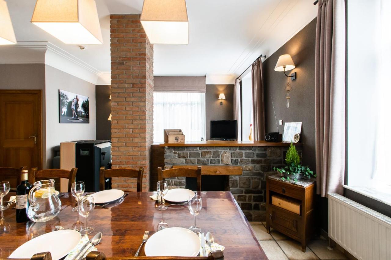 Maison Spacieuse Unifamiliale. Gite La Clochette 巴斯托涅 外观 照片