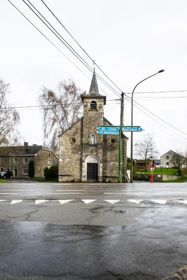 Maison Spacieuse Unifamiliale. Gite La Clochette 巴斯托涅 外观 照片