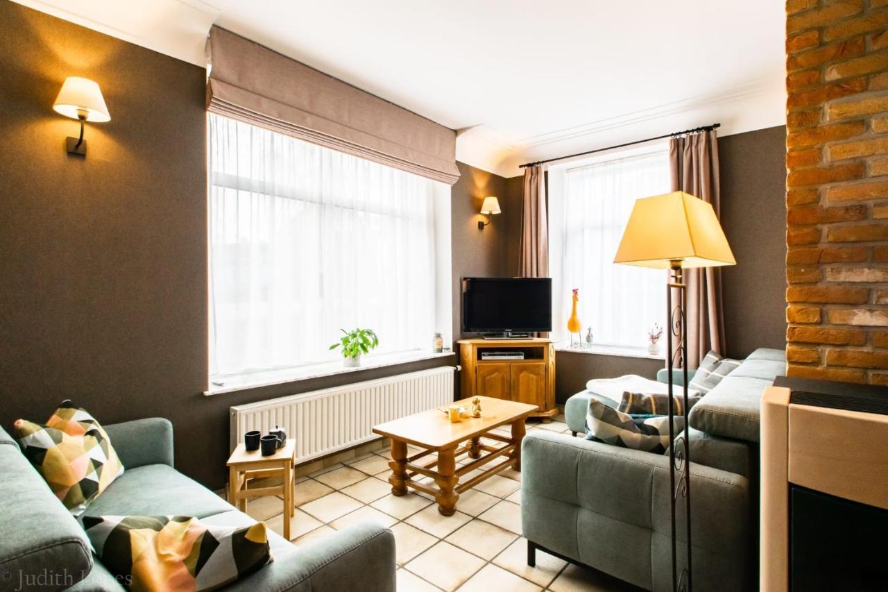 Maison Spacieuse Unifamiliale. Gite La Clochette 巴斯托涅 外观 照片